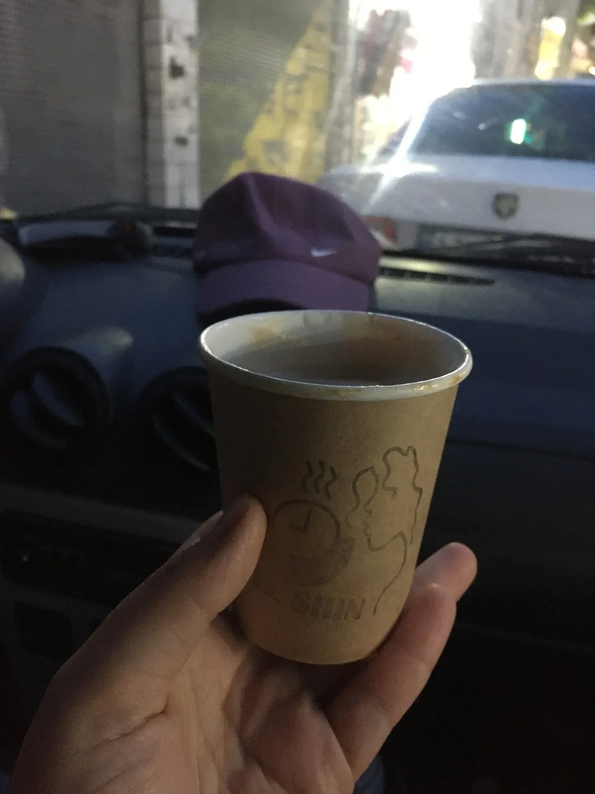 کافه شین، تصویر ۵