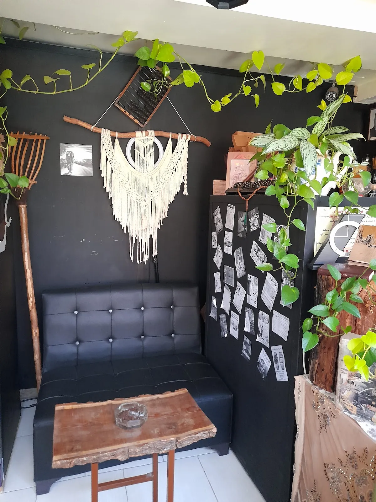 کافه حس مثبت، تصویر ۴