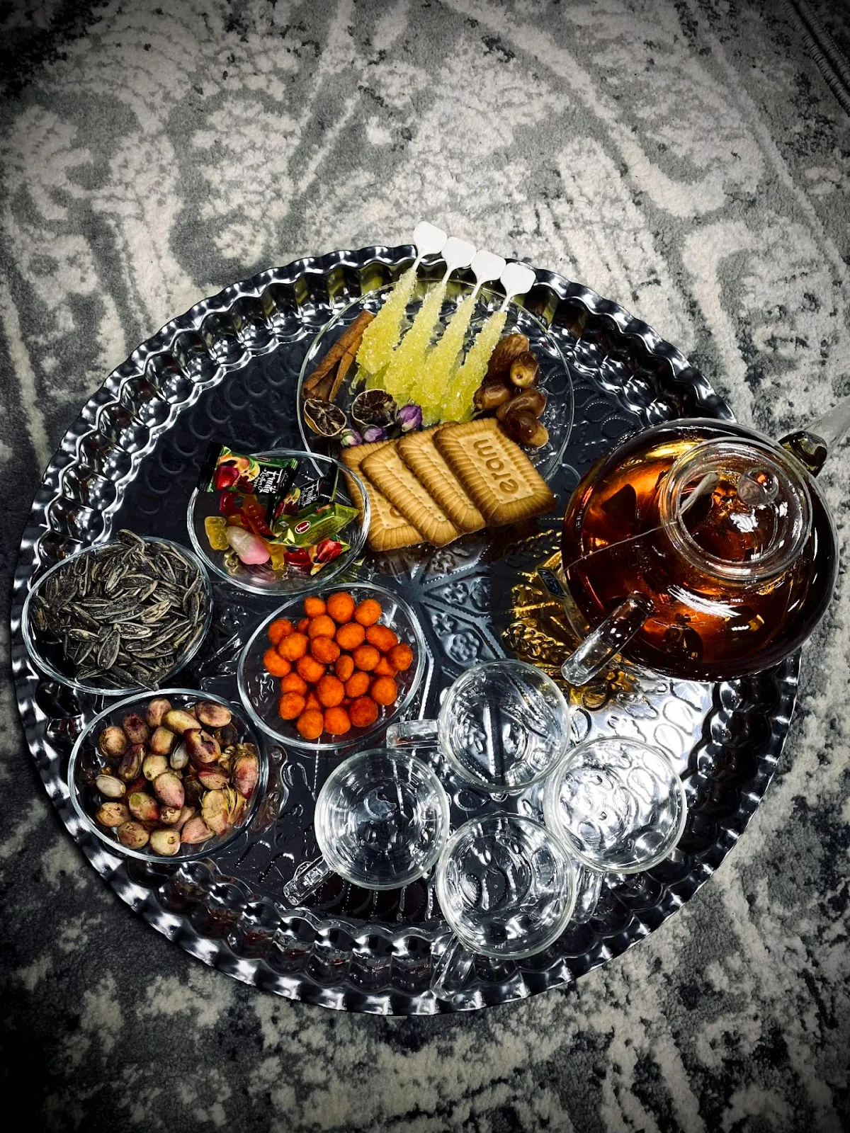 کافه تریا شاهان، تصویر ۲
