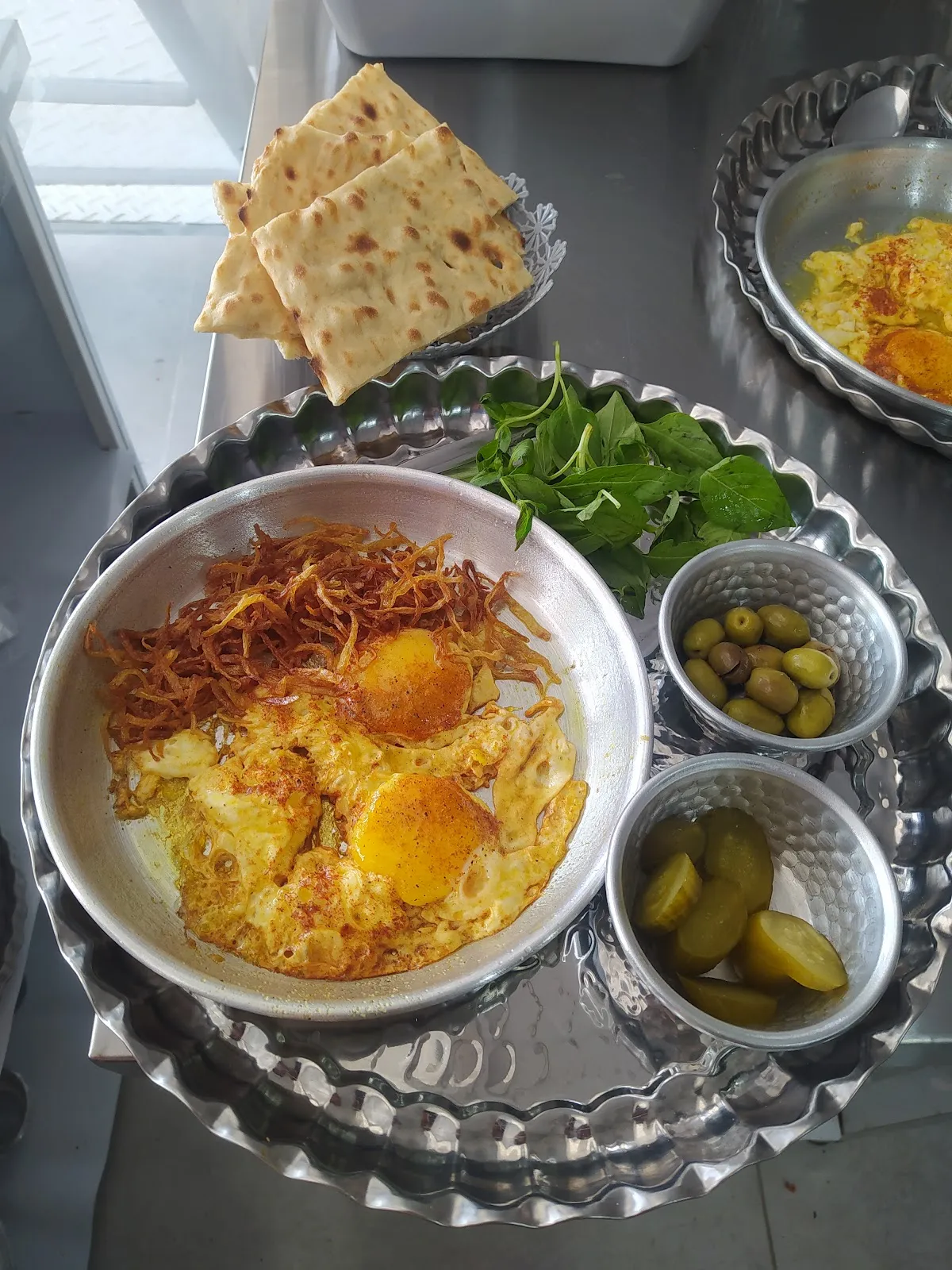 تصویر کافه صبحانه گیلاس قزوین