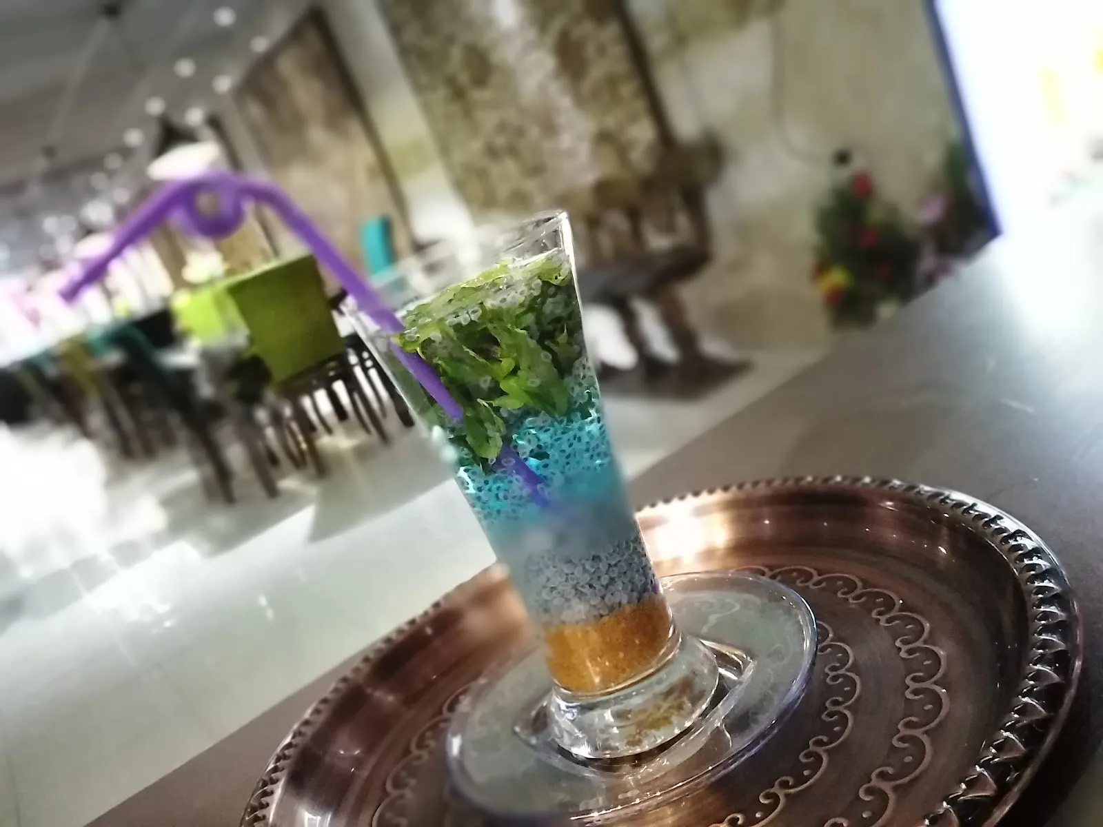 کافه ژوان، تصویر ۲