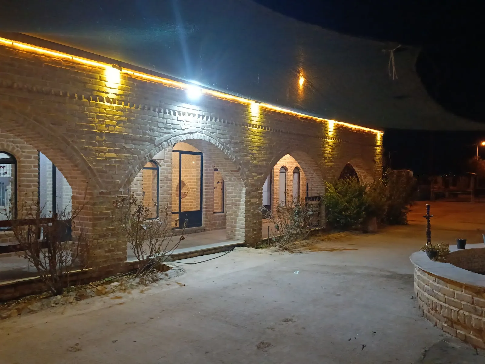 کافه هیرو