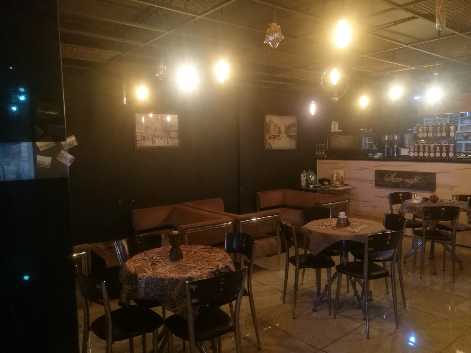 کافی شاپ نوستالژی، تصویر ۵