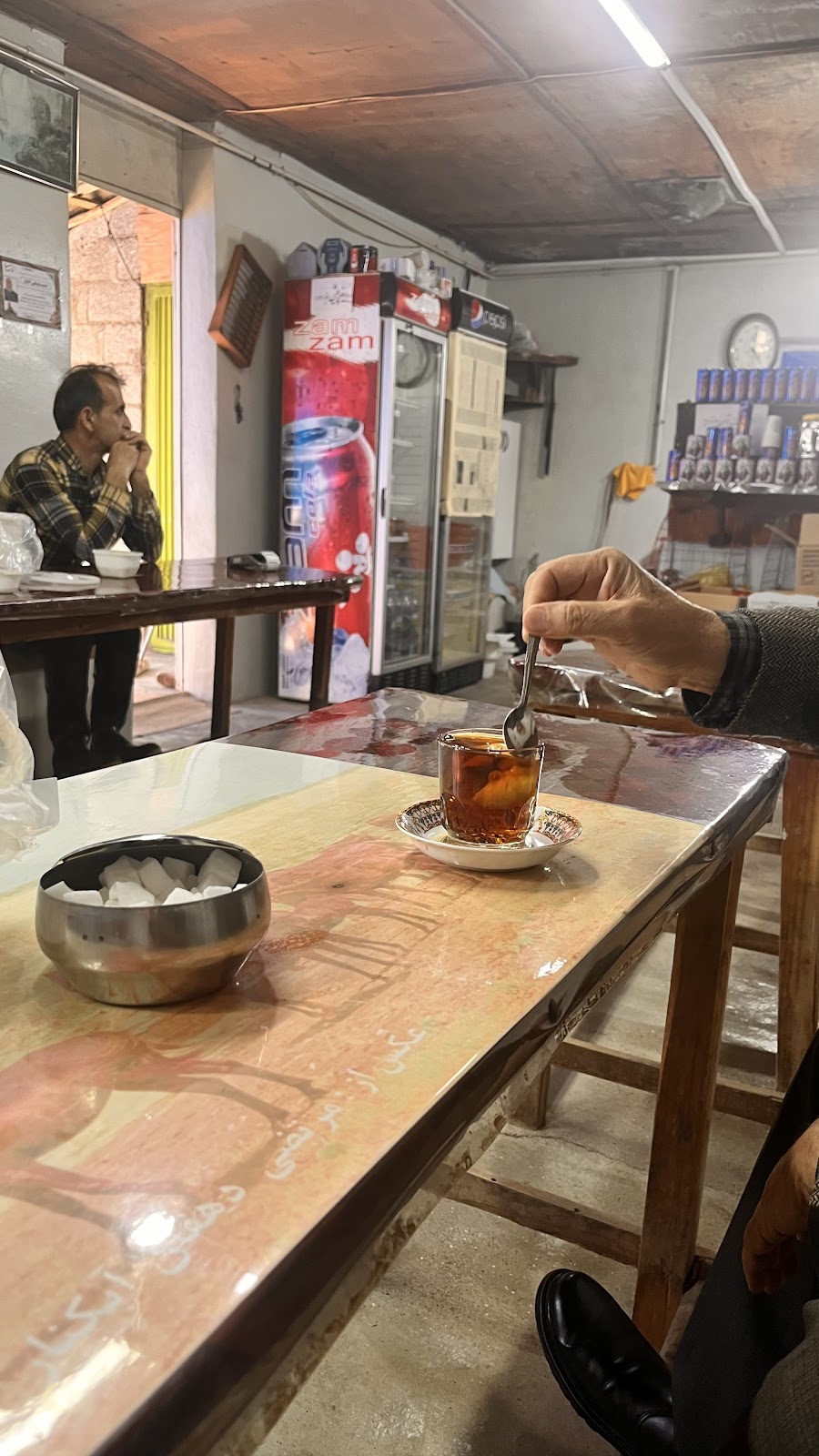 خیر پیش بلا دور، تصویر ۲