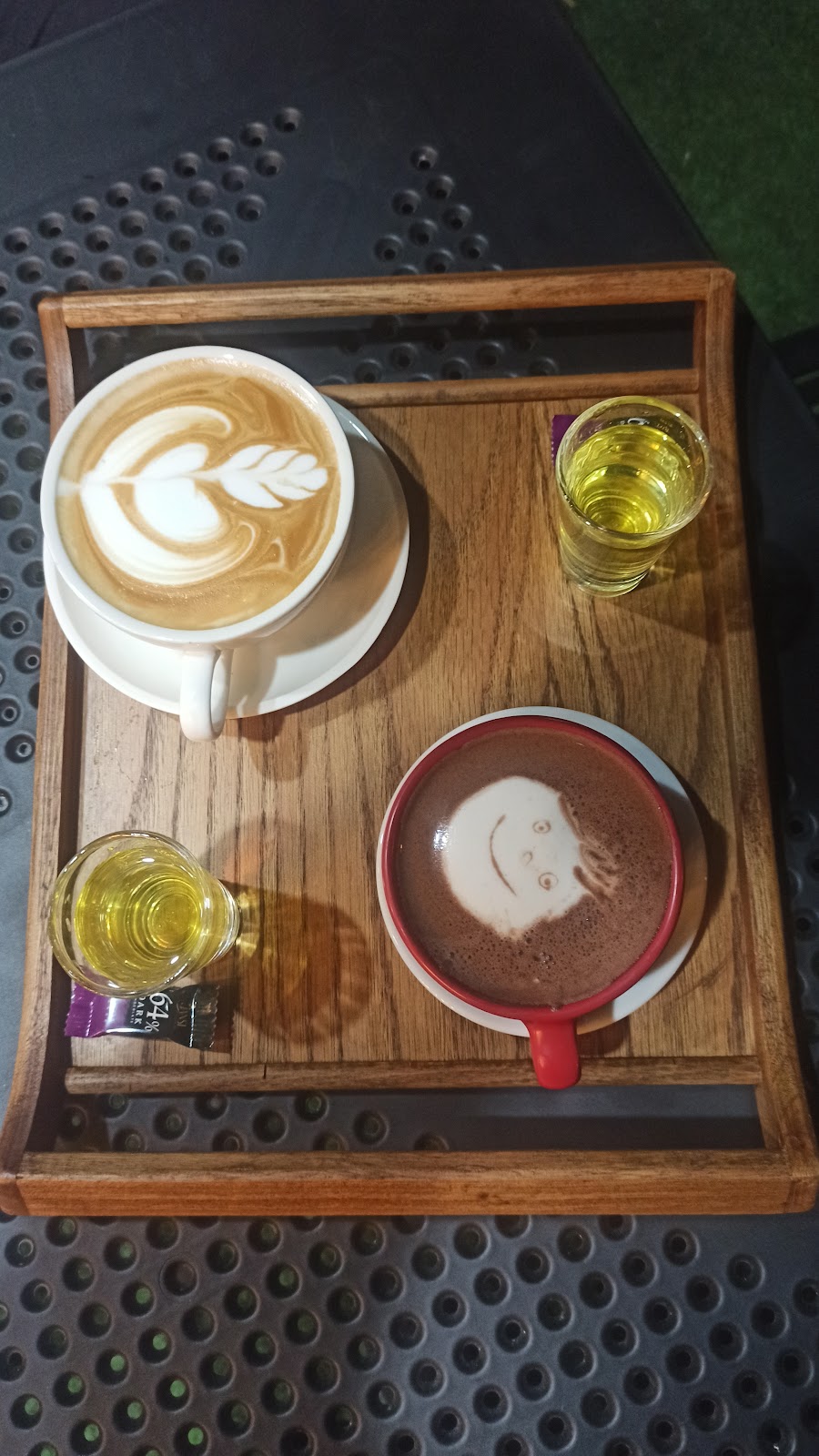 آقای قهوه، تصویر ۲