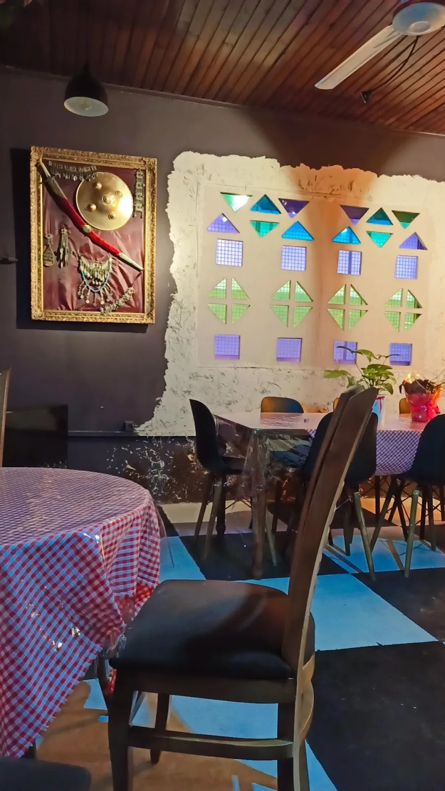 کافه کیمیاگر، تصویر ۸