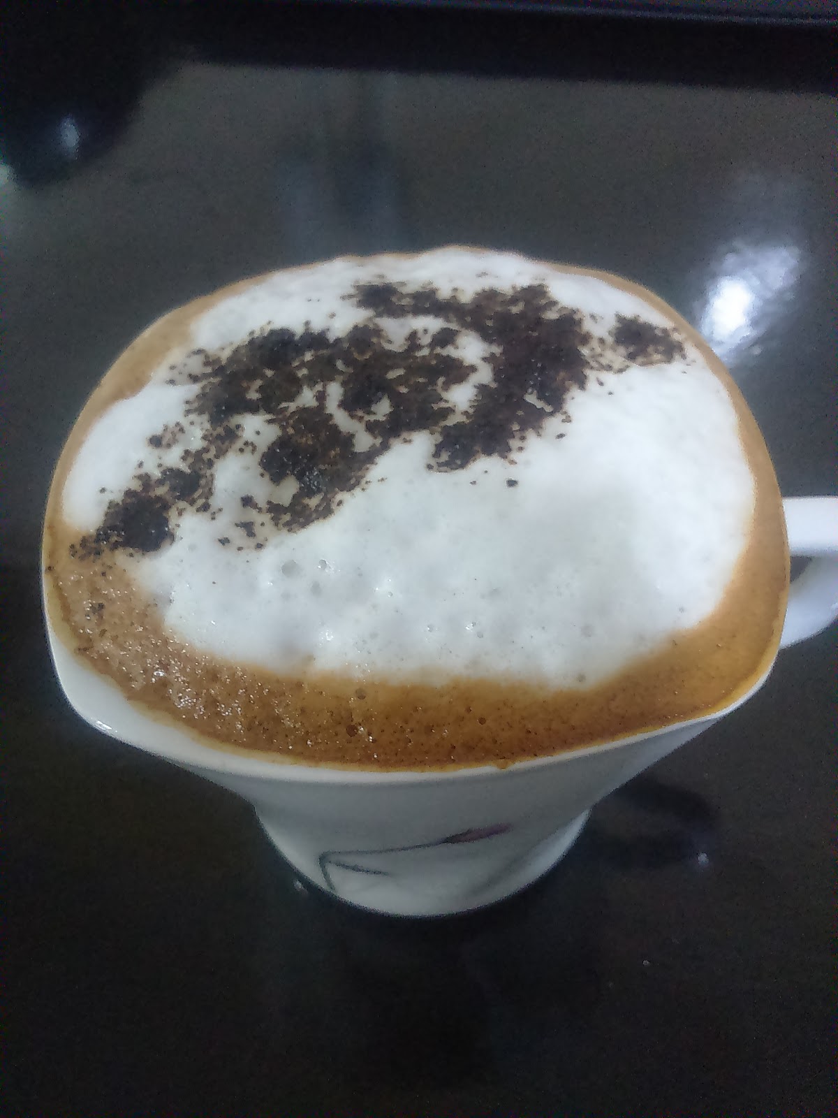کافه بونوچی، تصویر ۳