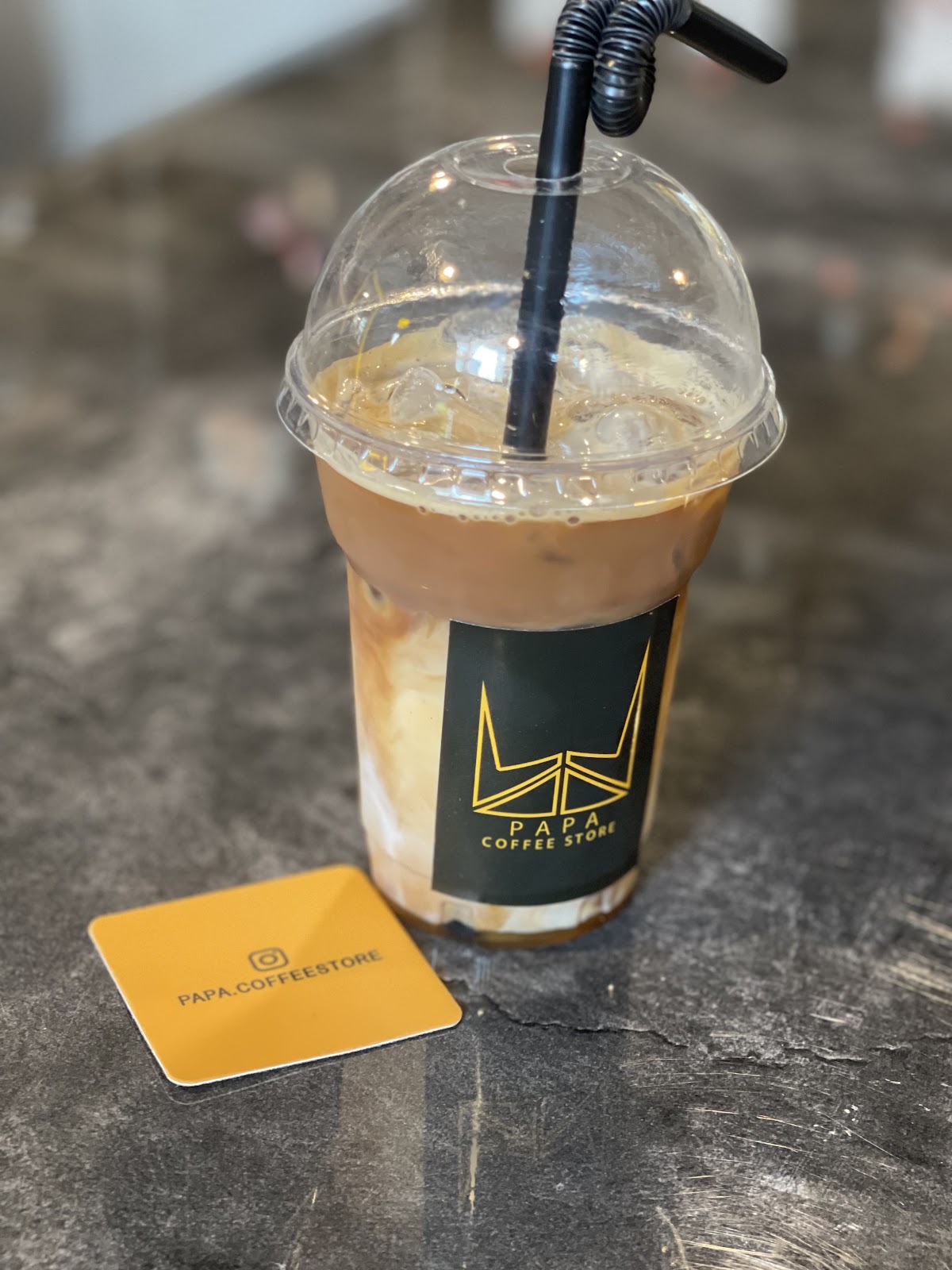 فروشگاه قهوه پاپا، تصویر ۵