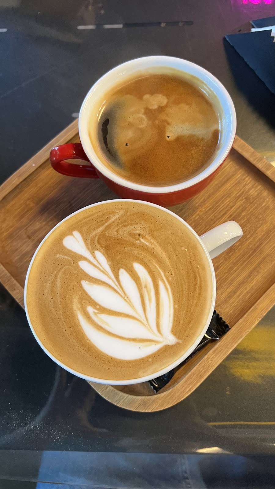 مون کافه، تصویر ۲
