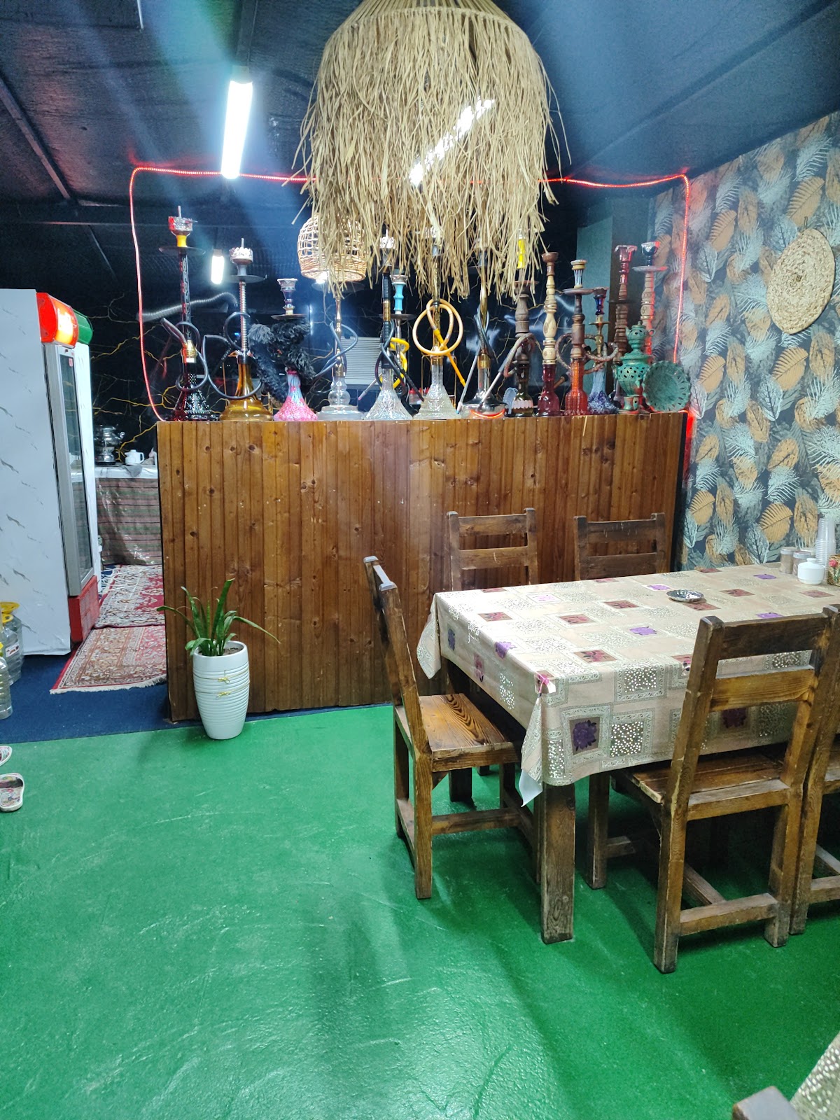کافه سنتی بهمن، تصویر ۲