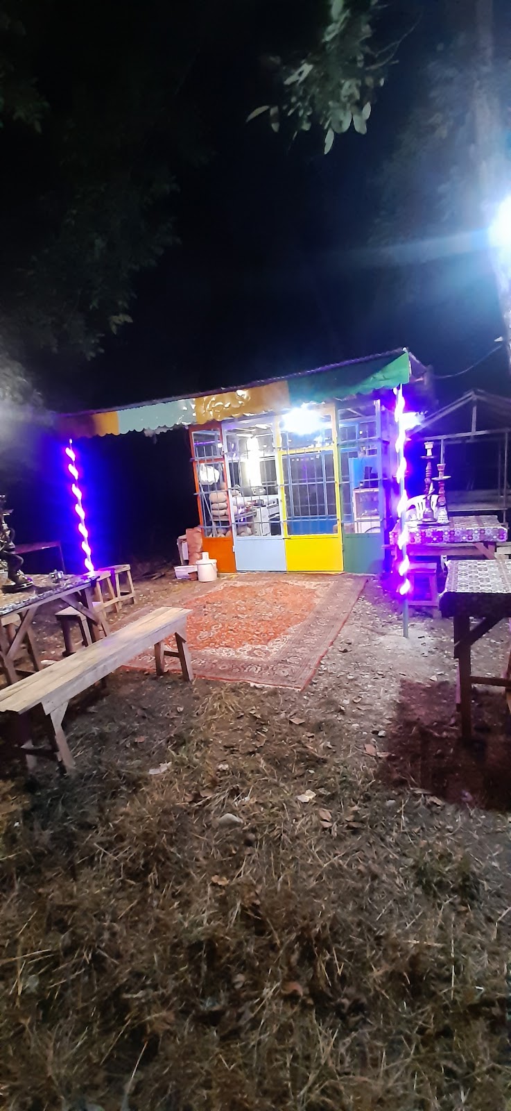 کافه خاندایی، تصویر ۴