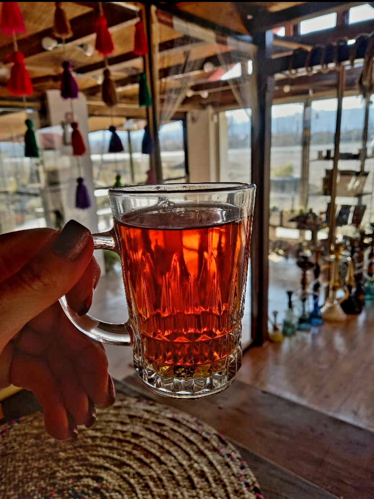کافه بومیت، تصویر ۵