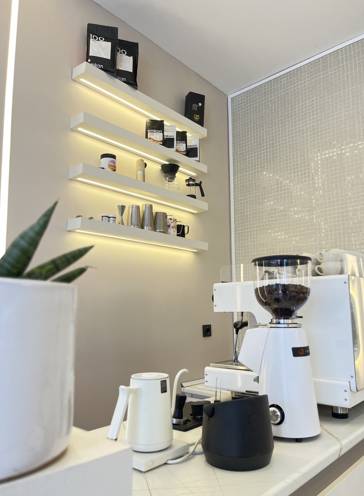 Oris cafe کافه اوریس، تصویر ۳