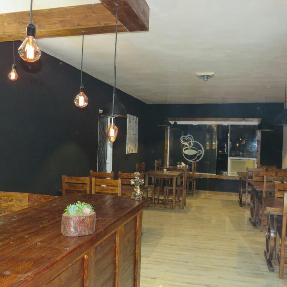 کافه رشت 46، تصویر ۳