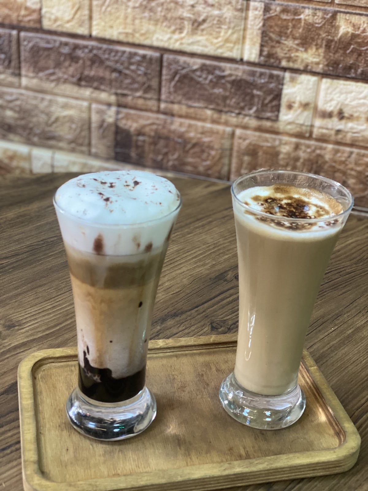 کافه ارامش، تصویر ۲