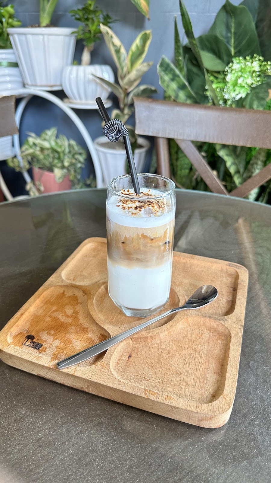 کافه اسپرانزا، تصویر ۶