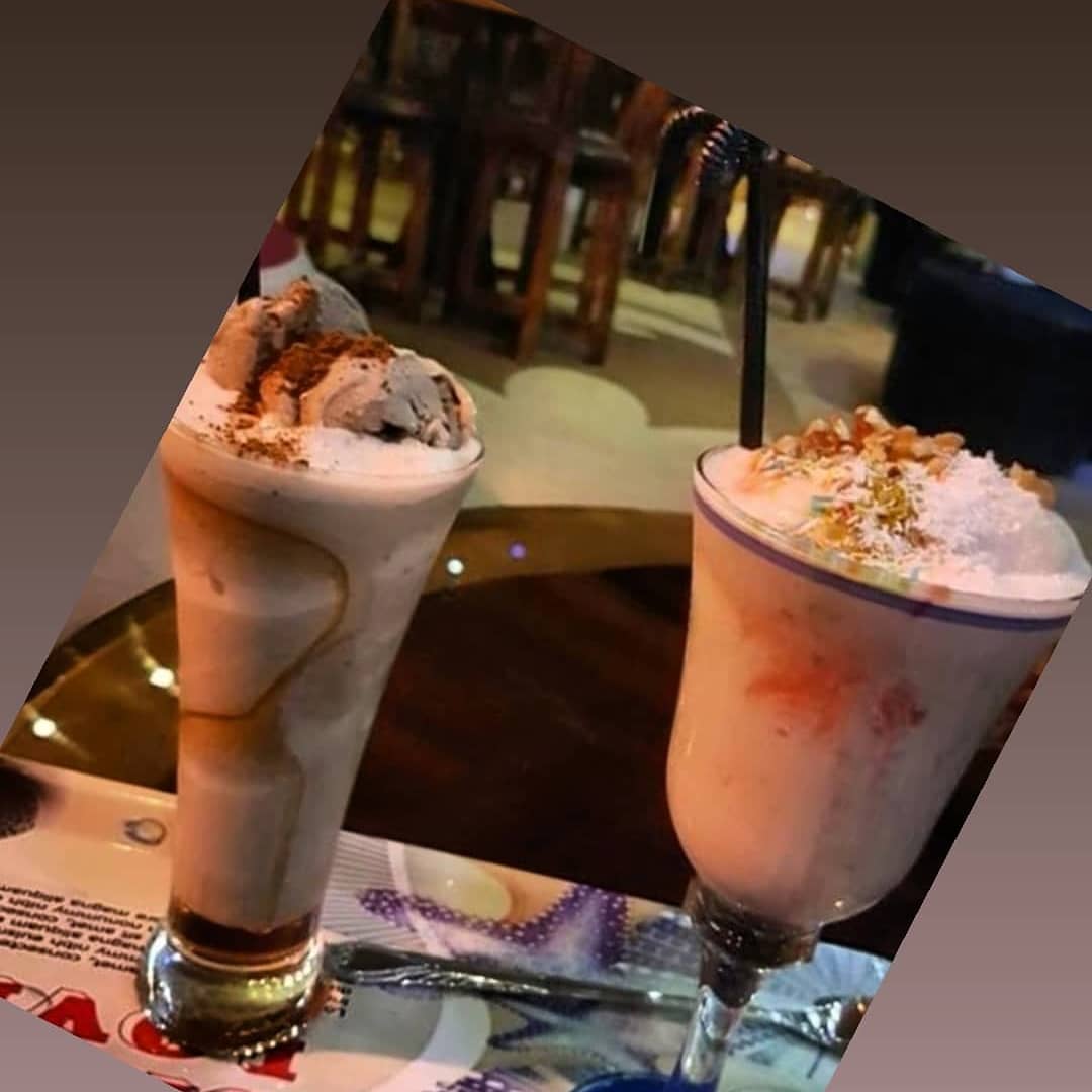 کافه آرش، تصویر ۳