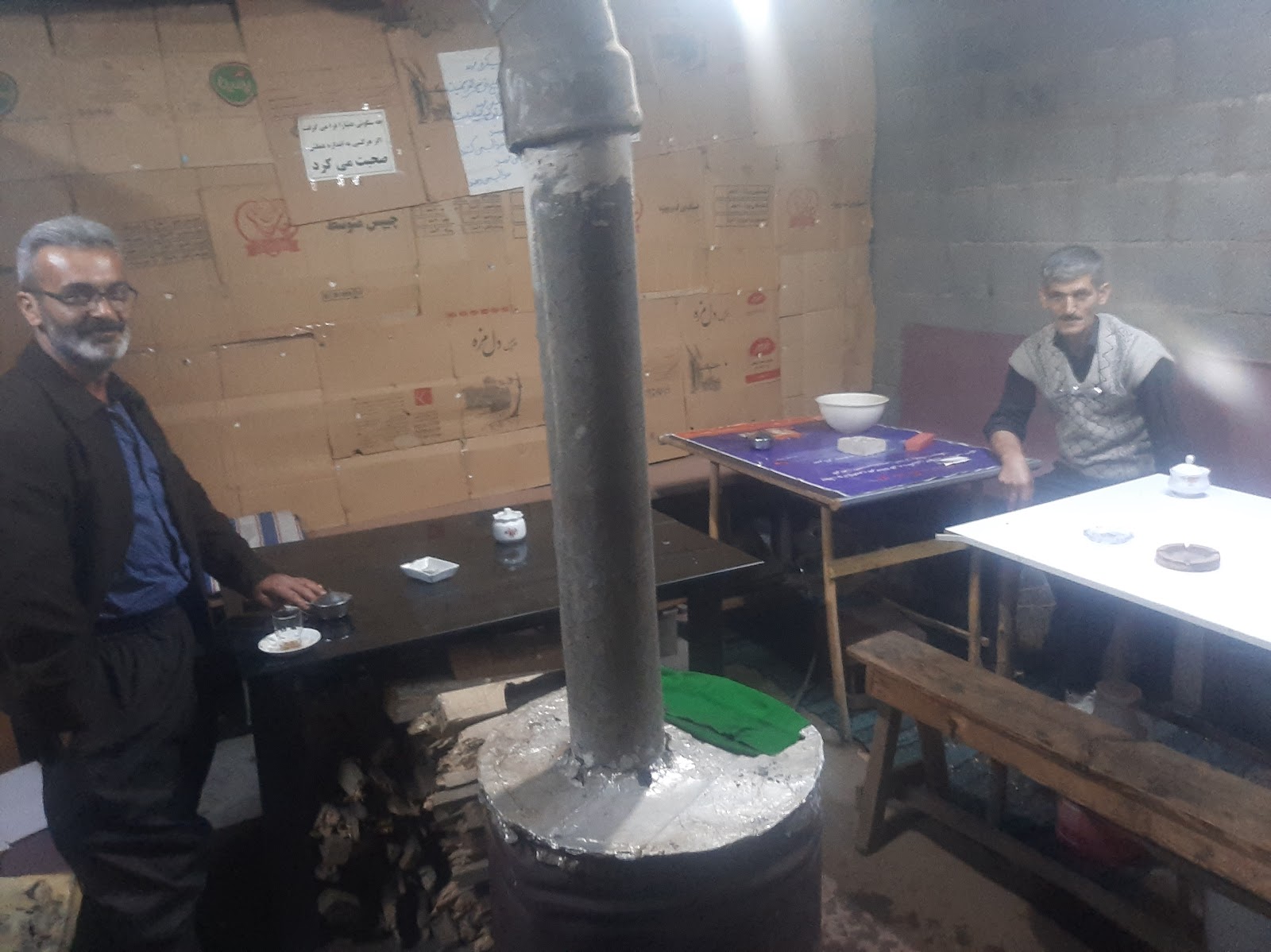 چایی خانه دایی احمد، تصویر ۲