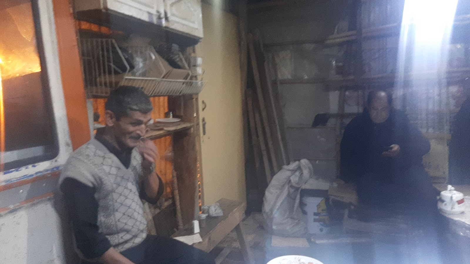 چایی خانه دایی احمد، تصویر ۴