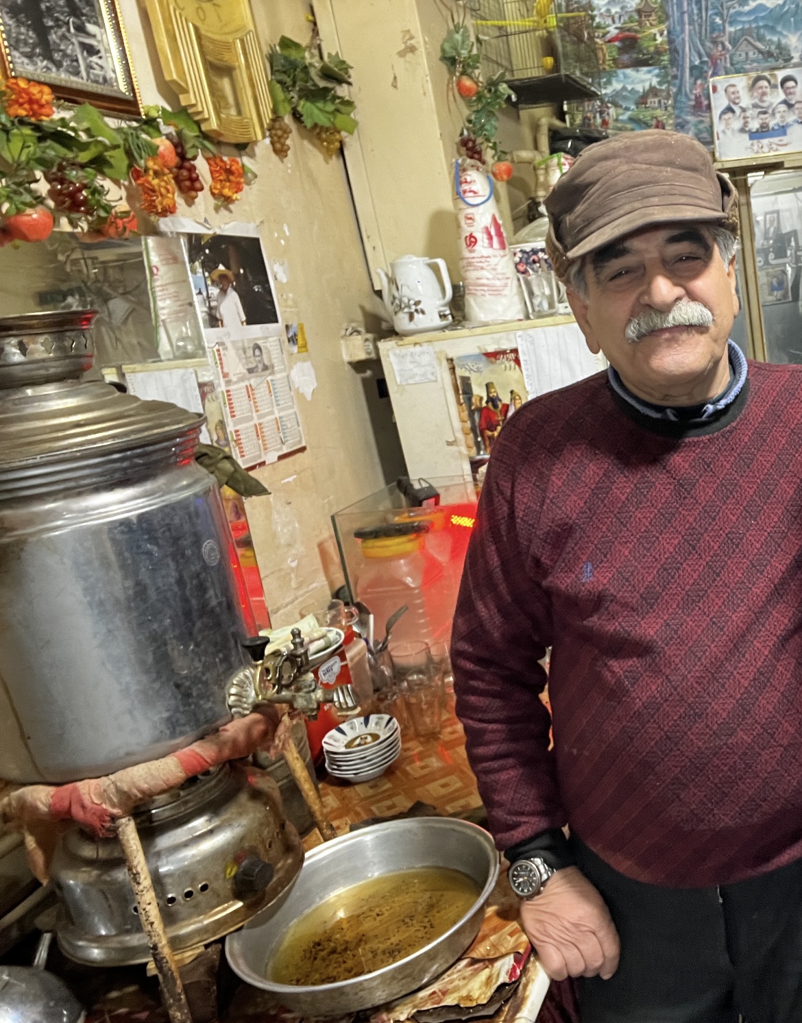 کافه عمو سالار، تصویر ۲