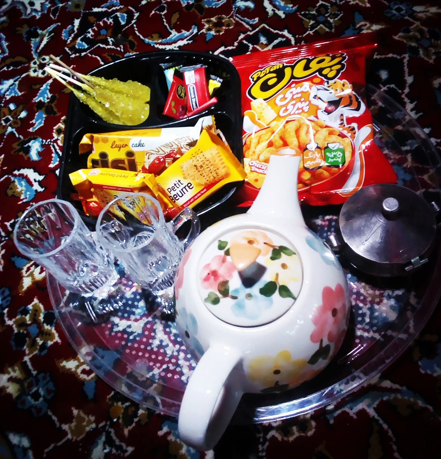 کافه گروس، تصویر ۵