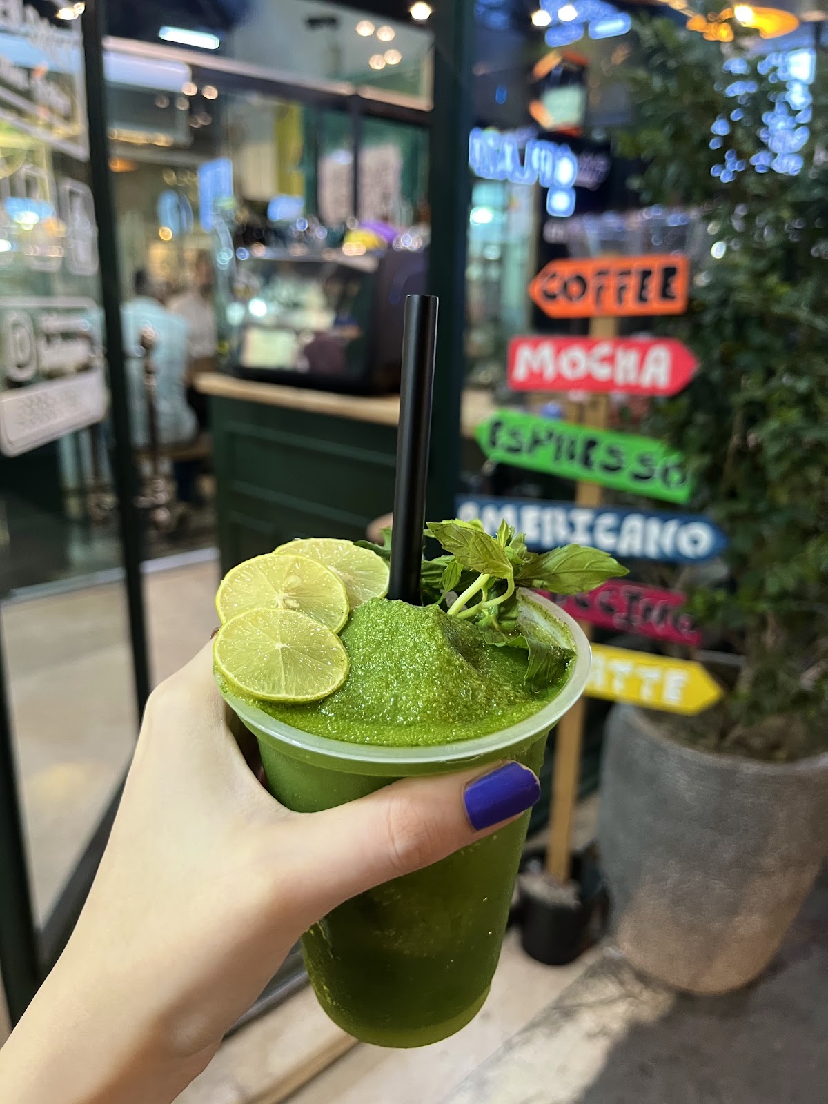 کافی 505، تصویر ۲