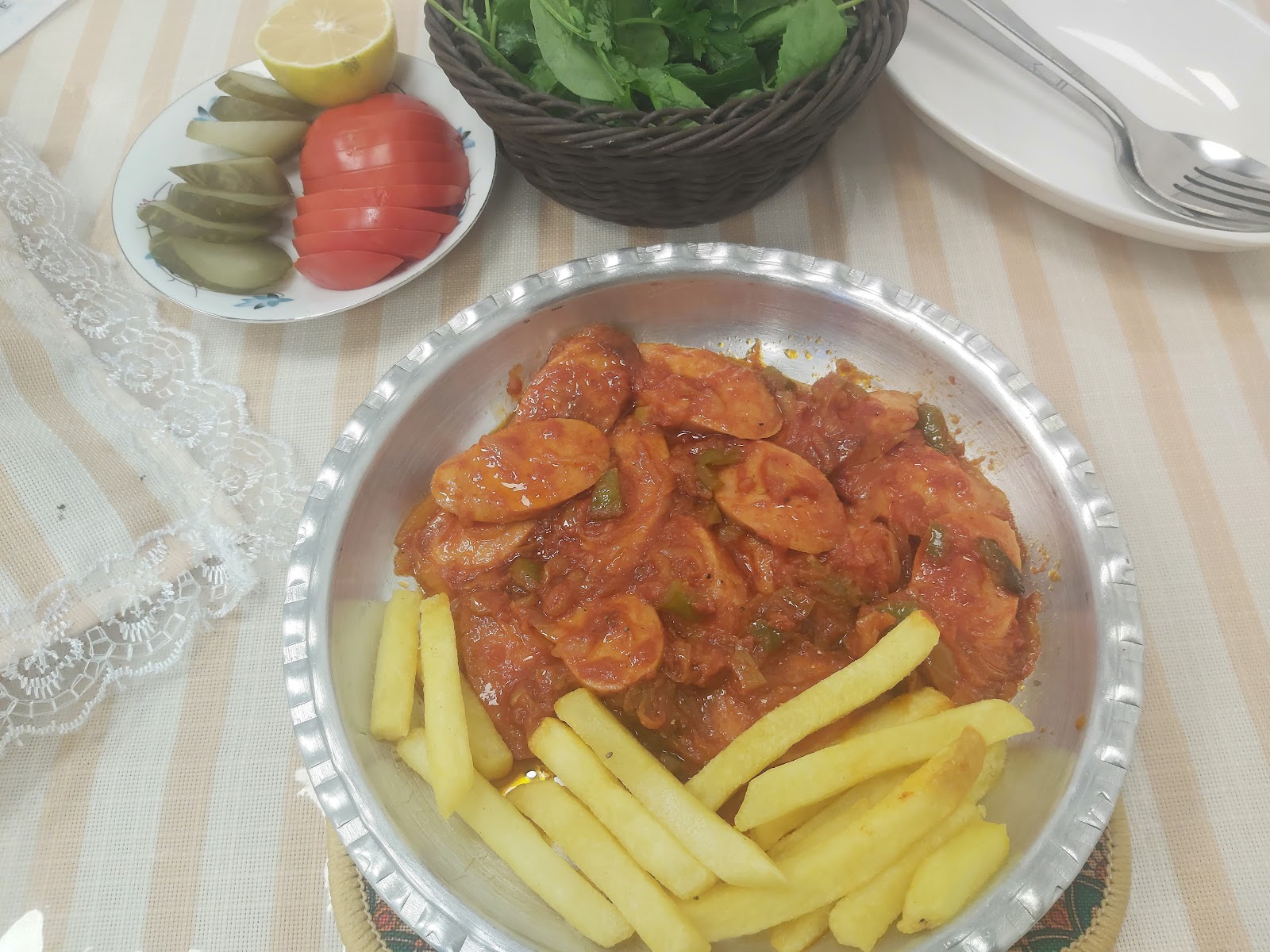 کافه بوجان، تصویر ۳