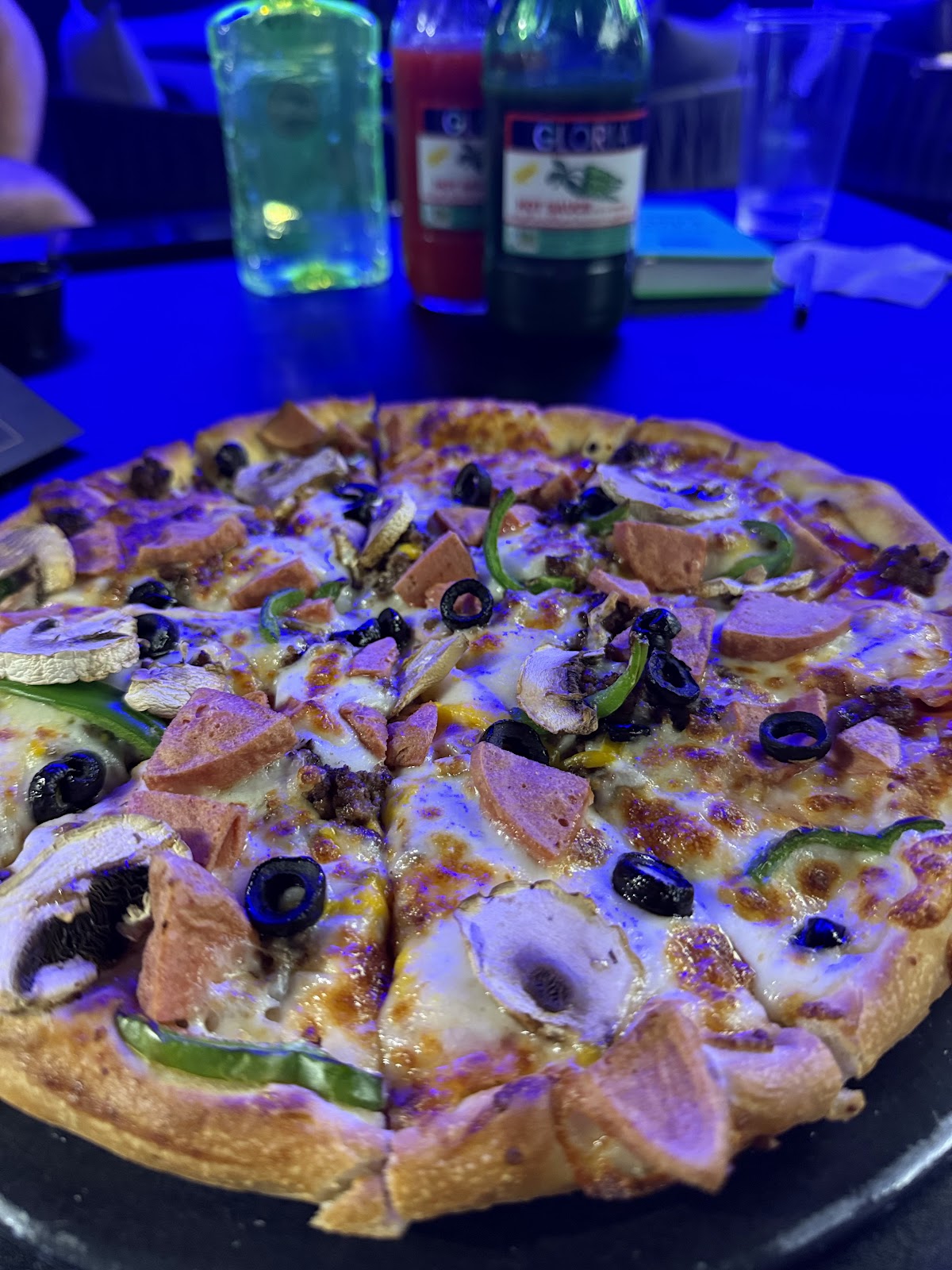 کافه ساحلی اوپال، تصویر ۴