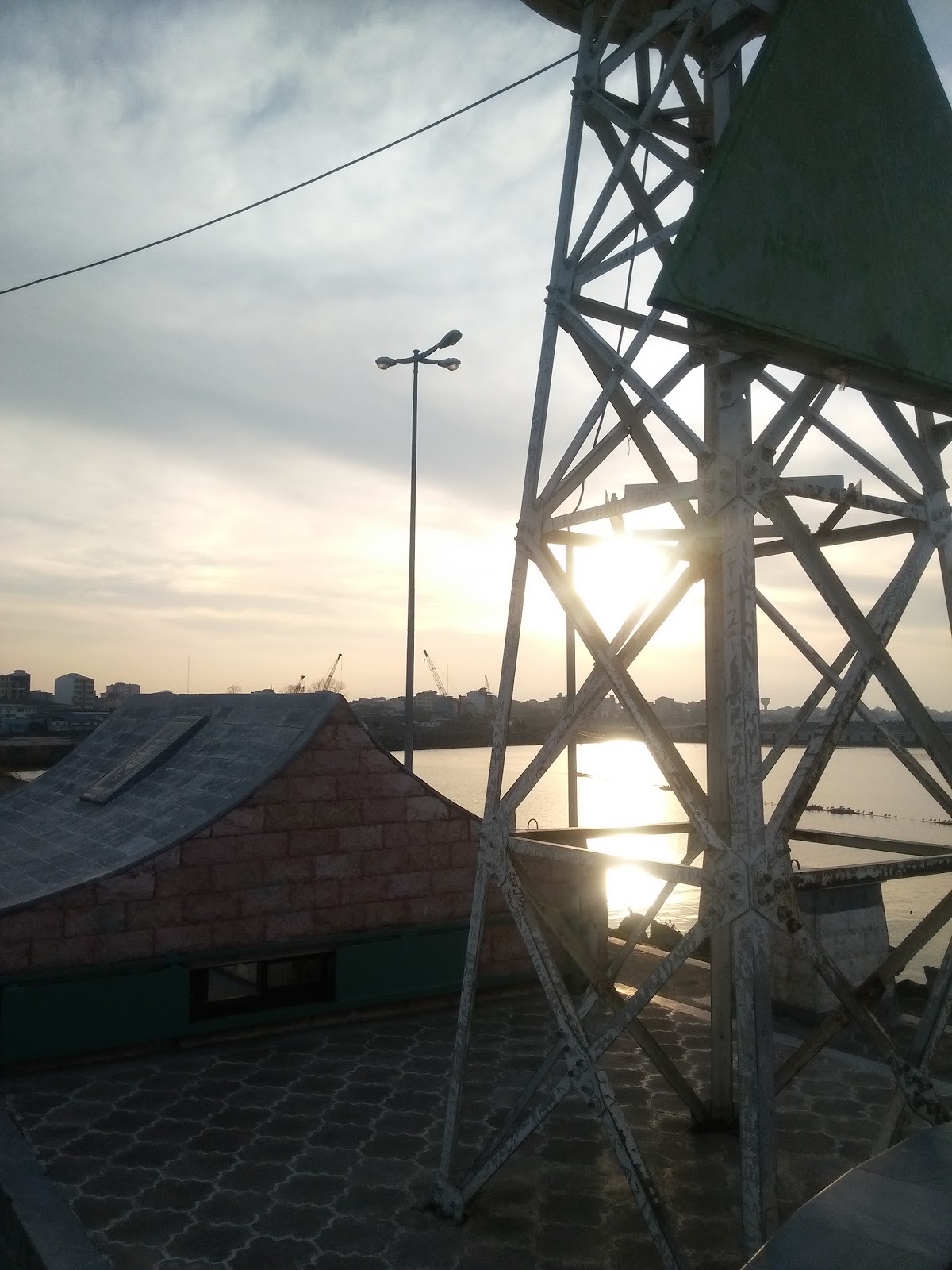 چایخانه سیروس قایقران، تصویر ۶