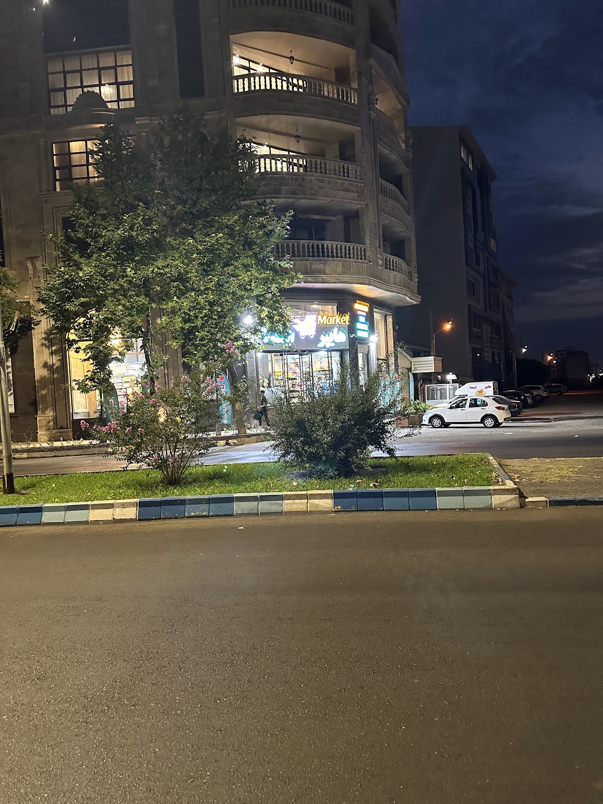 کافه قو، تصویر ۸