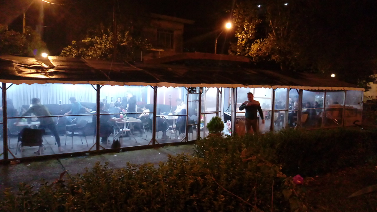 كافه افق آبي، تصویر ۳