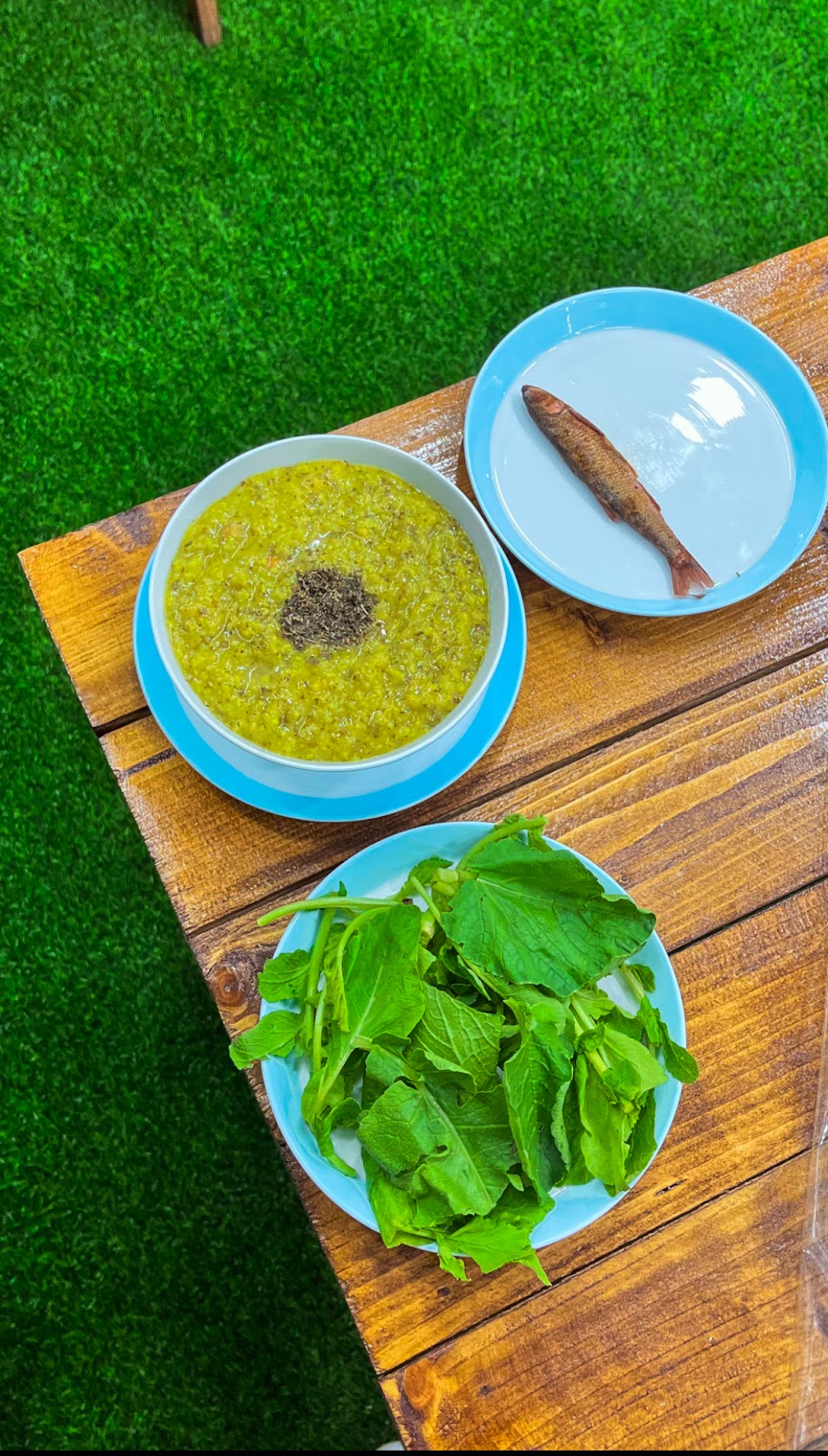 کافه امی گیلان، تصویر ۶