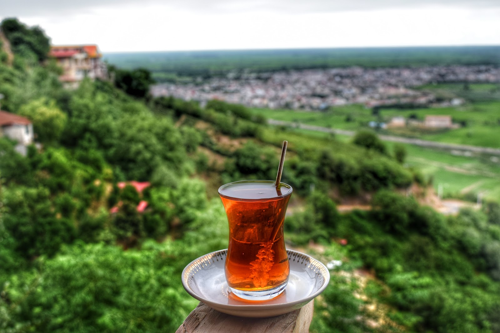 کافه بام لنگرود، تصویر ۵