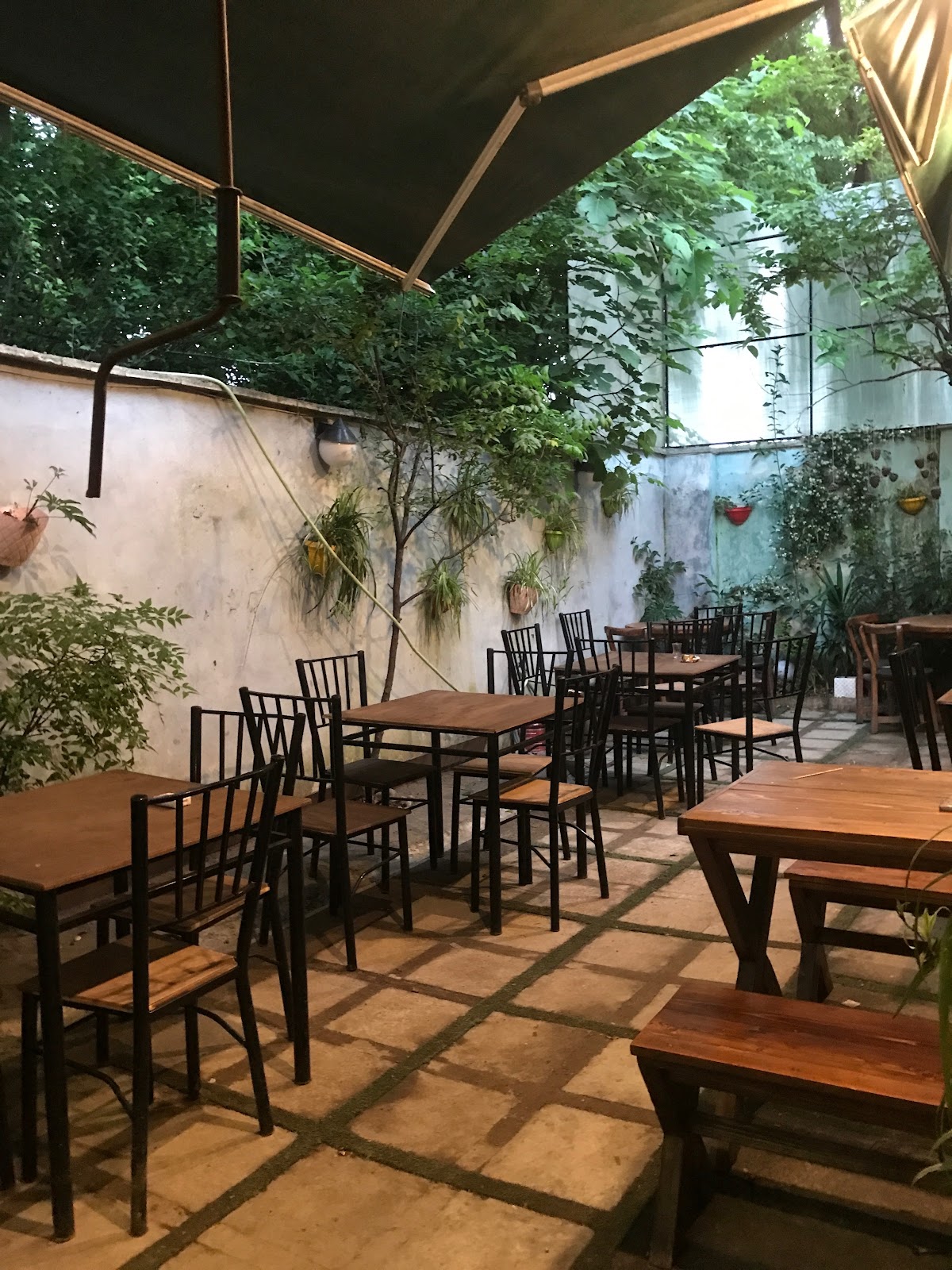 کافه رستوران سالن، تصویر ۴