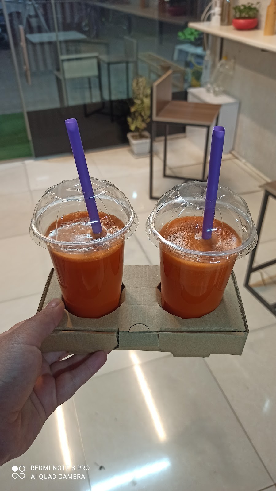 کافه سرو، تصویر ۴