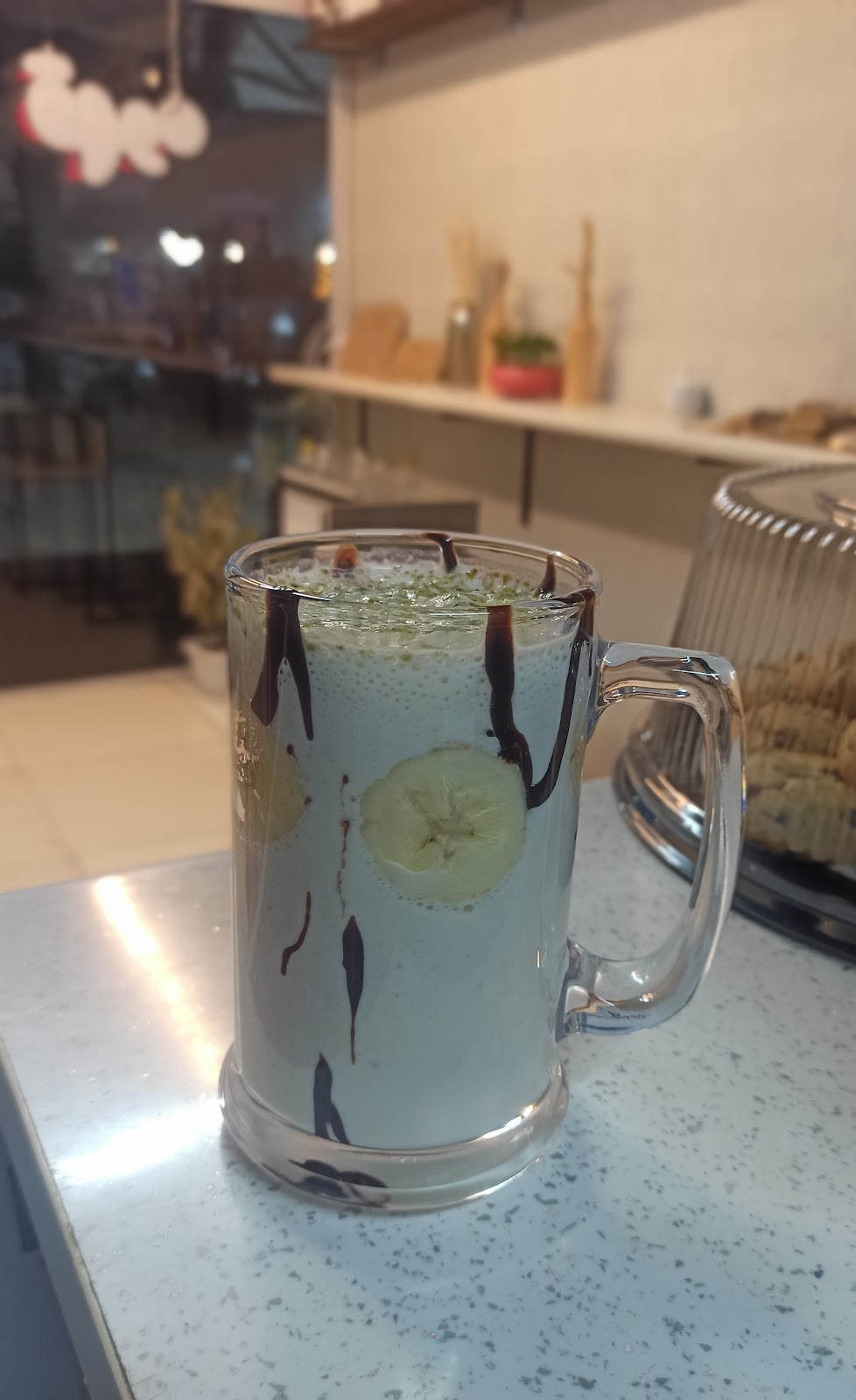کافه سرو، تصویر ۵
