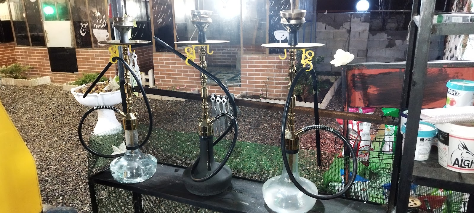 کافه کوکر، تصویر ۳