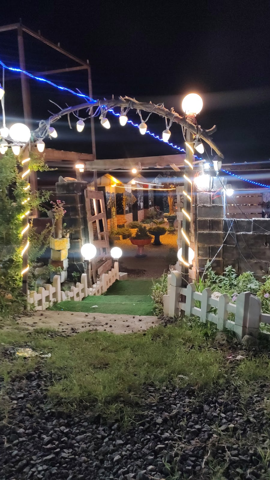 کافه کوکر، تصویر ۴