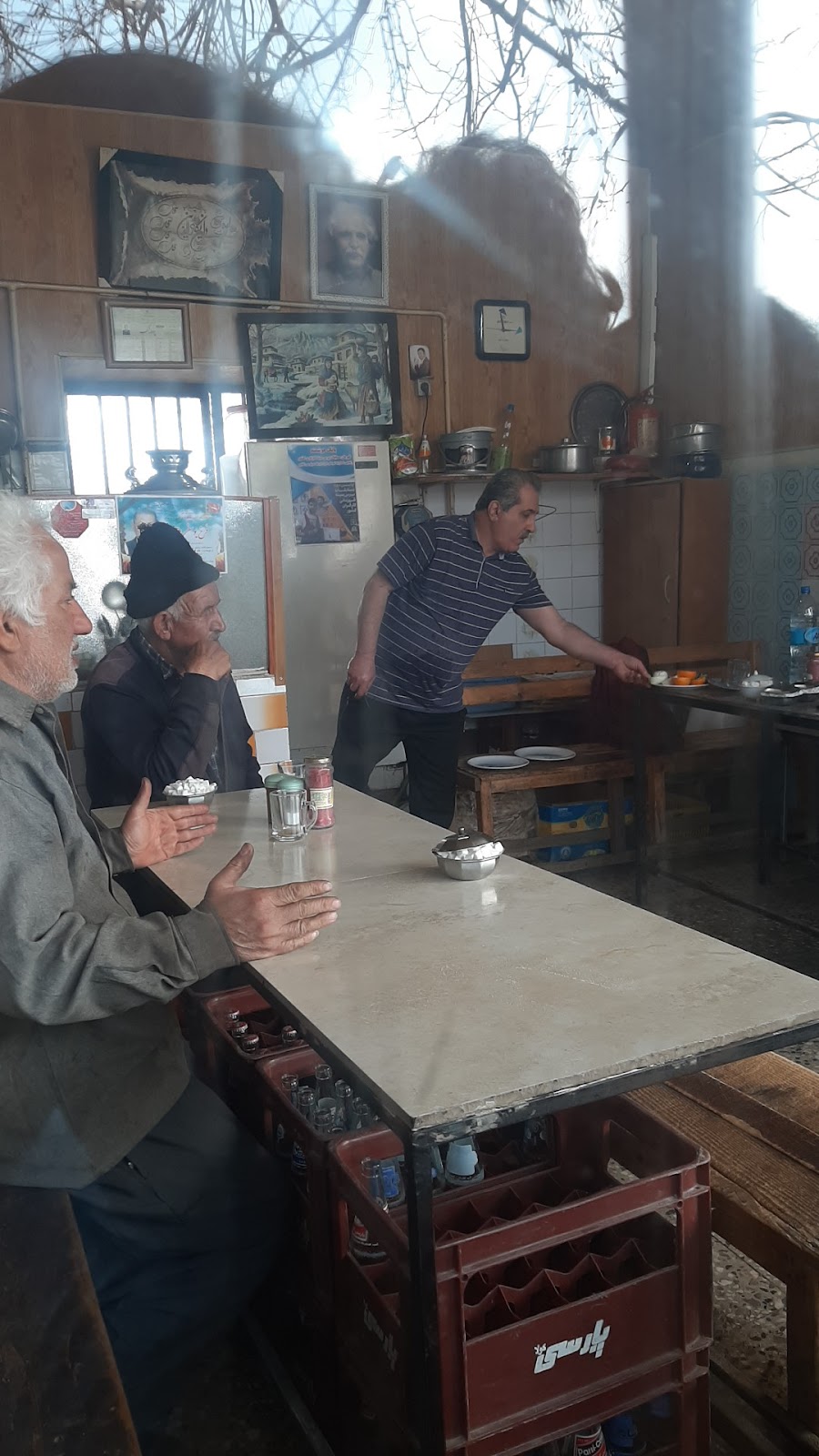 چایخانه عموبهرام، تصویر ۳