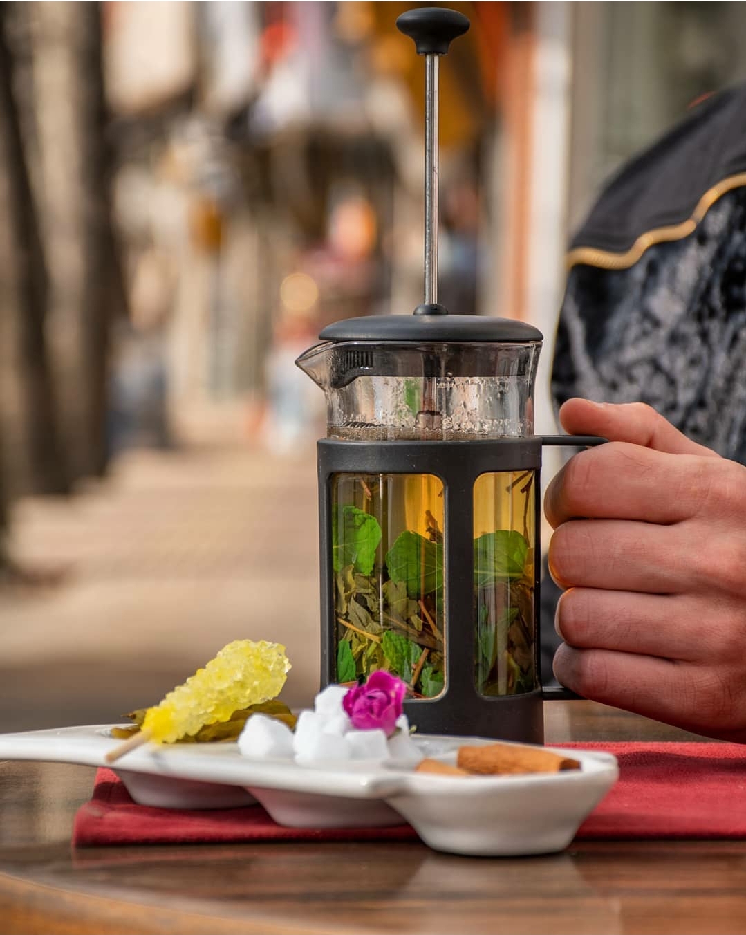 کافه راش، تصویر ۳