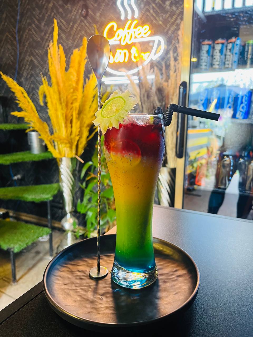 ای ام بار، تصویر ۷