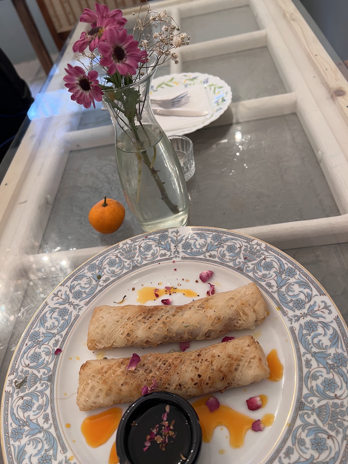 کافه حریر، تصویر ۵