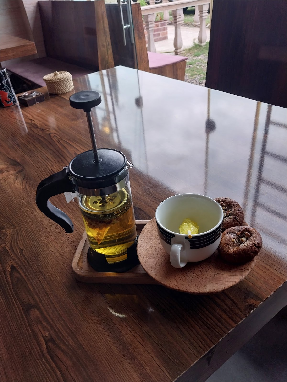 کافه تهرون، تصویر ۸