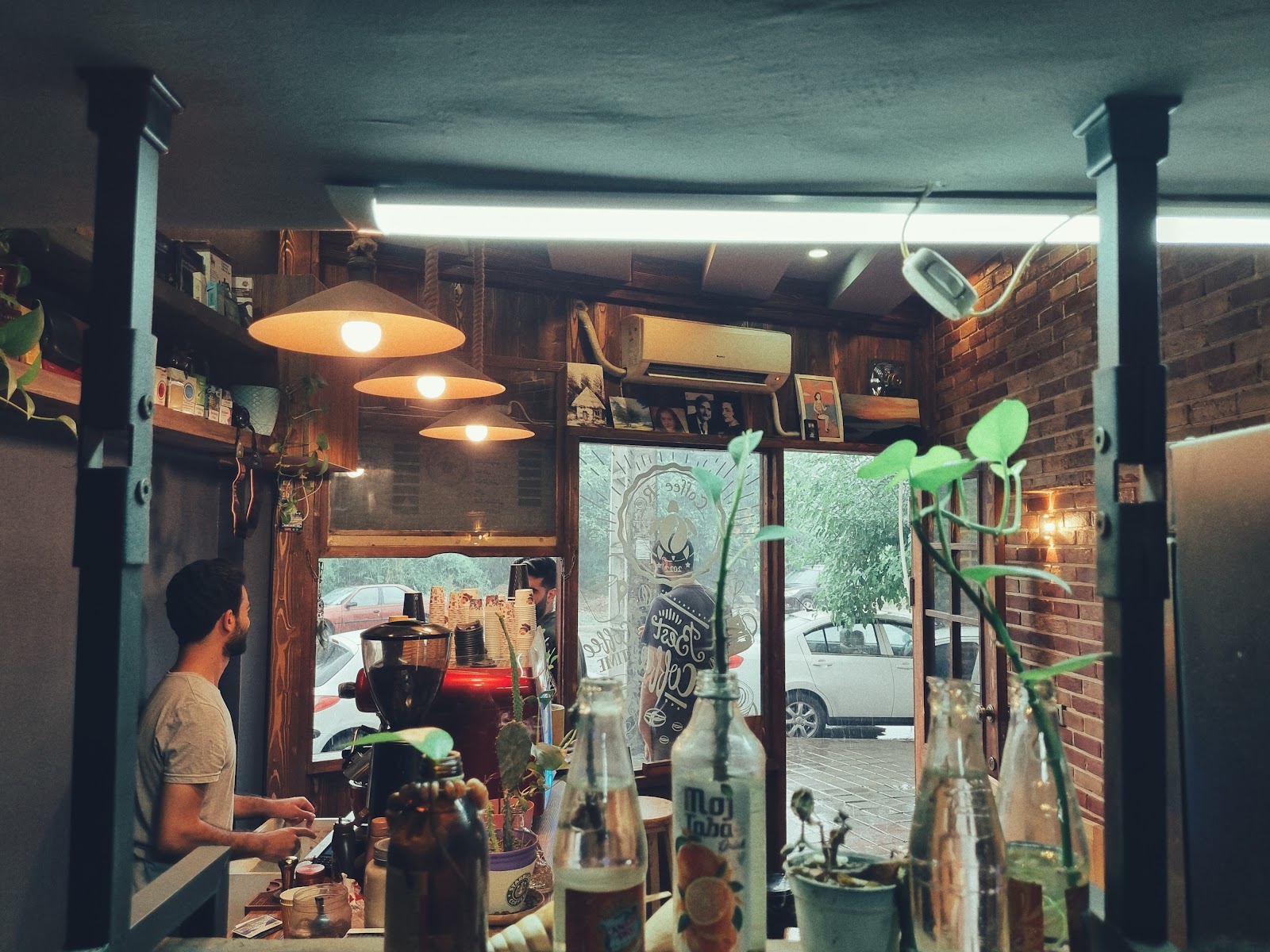 کافه رو، تصویر ۳