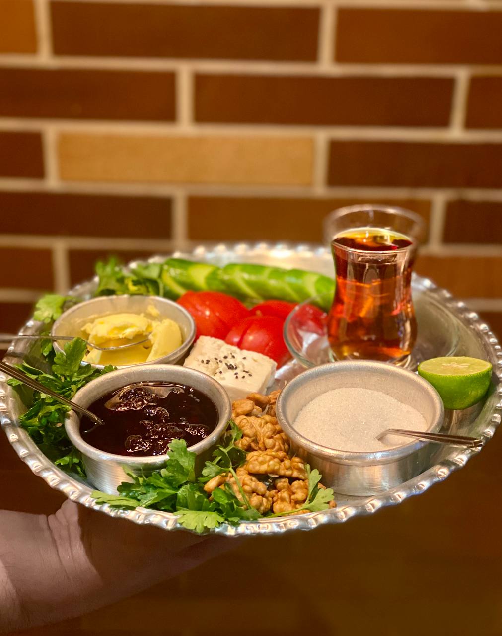 امید کافی، تصویر ۲
