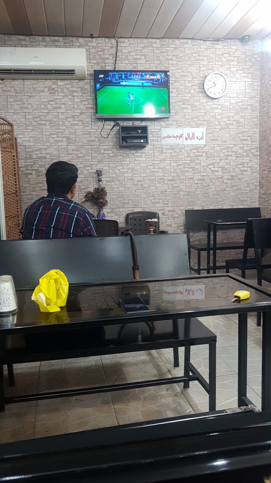 کافه سنتی نمونه، تصویر ۴