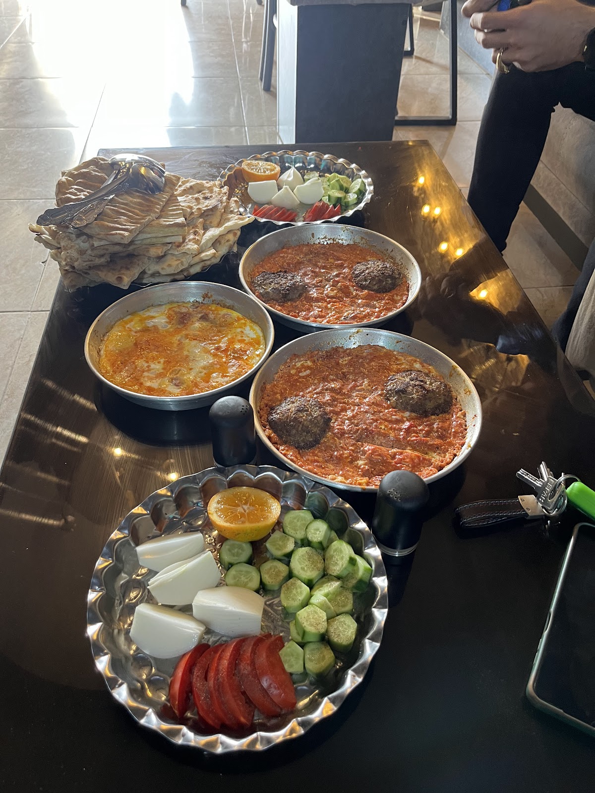 تصویر کافه آرمان گوراب زرمیخ