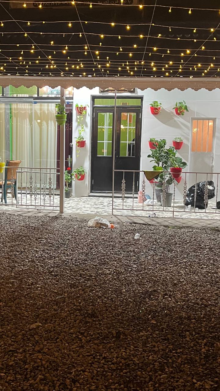 کافه عسل، تصویر ۲