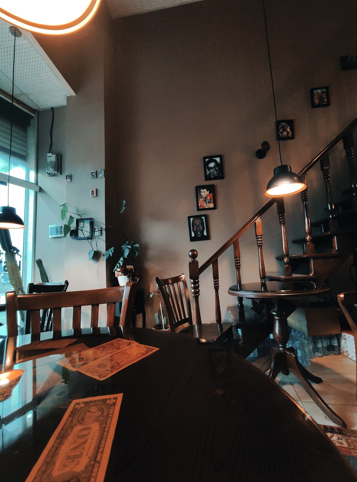 House coffee خانه قهوه، تصویر ۳