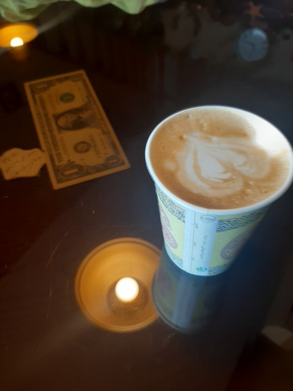 House coffee خانه قهوه، تصویر ۶